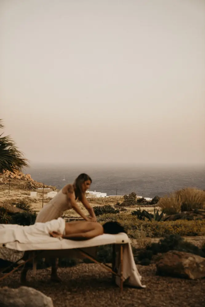 Massage therapy experience in Mykonos - Photo 10