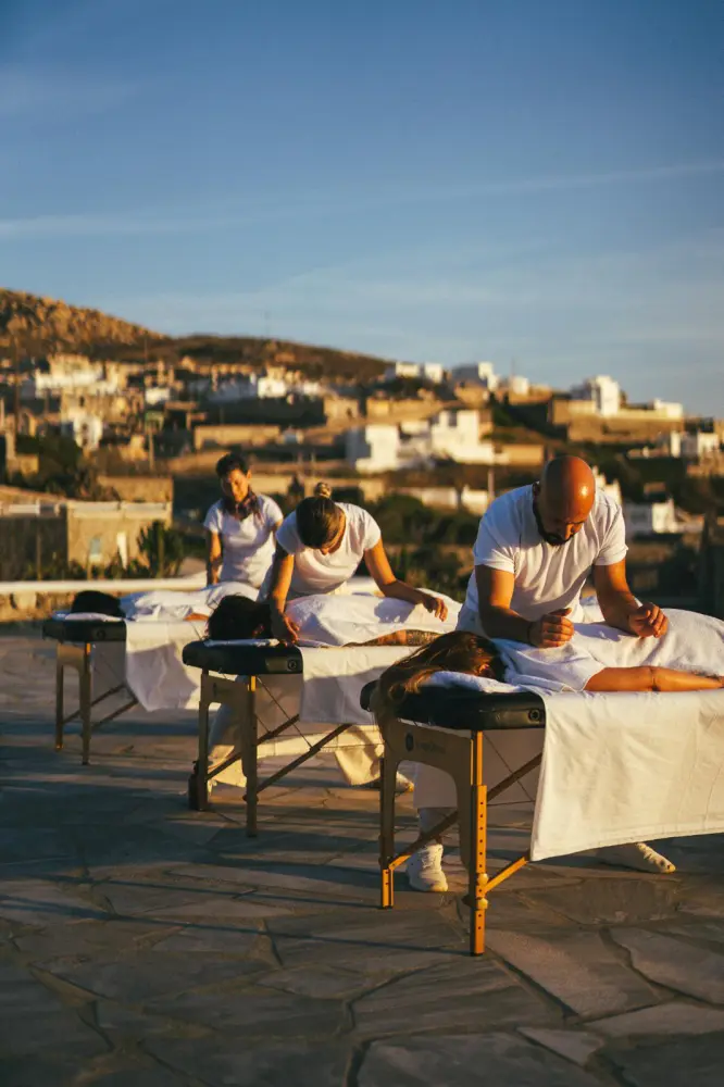 Massage therapy experience in Mykonos - Photo 44